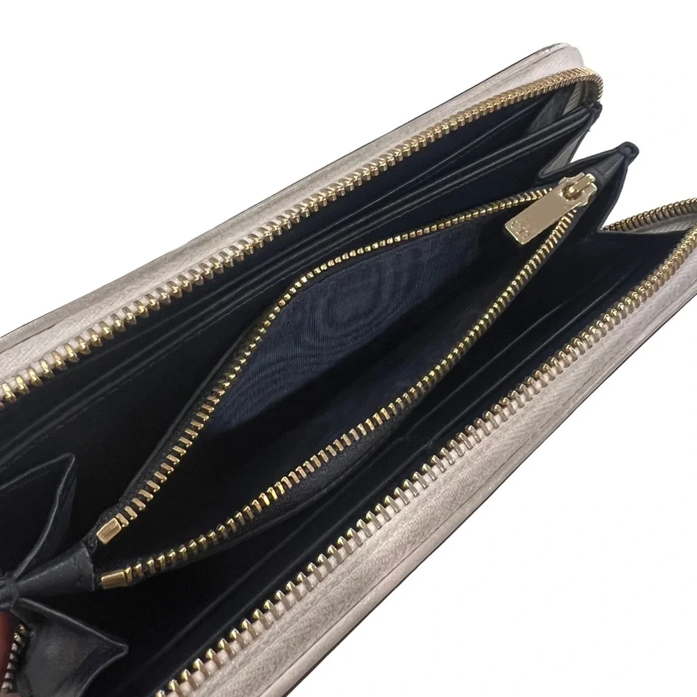 Dior Vibe Voyageur Zip Around Wallet
